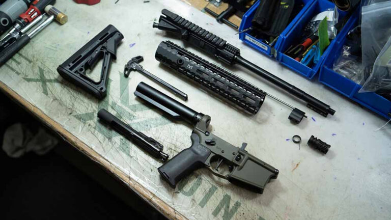 ar upper firearm assembly