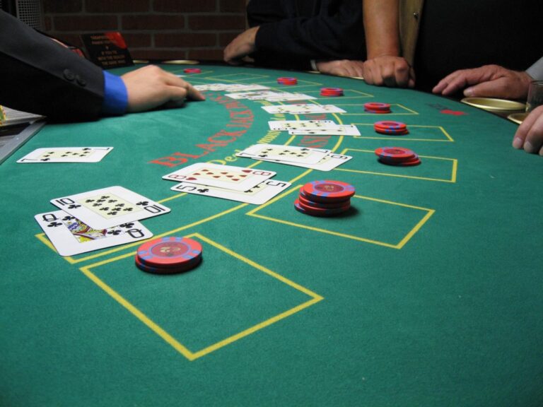 15 Major Blackjack Variations: A Mind-Boggling Variety Awaits!